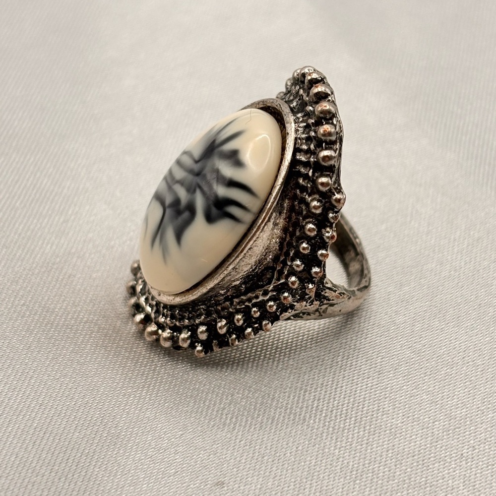Silver-Tone Dendritic Agate Statement Ring - Picture 10 of 14
